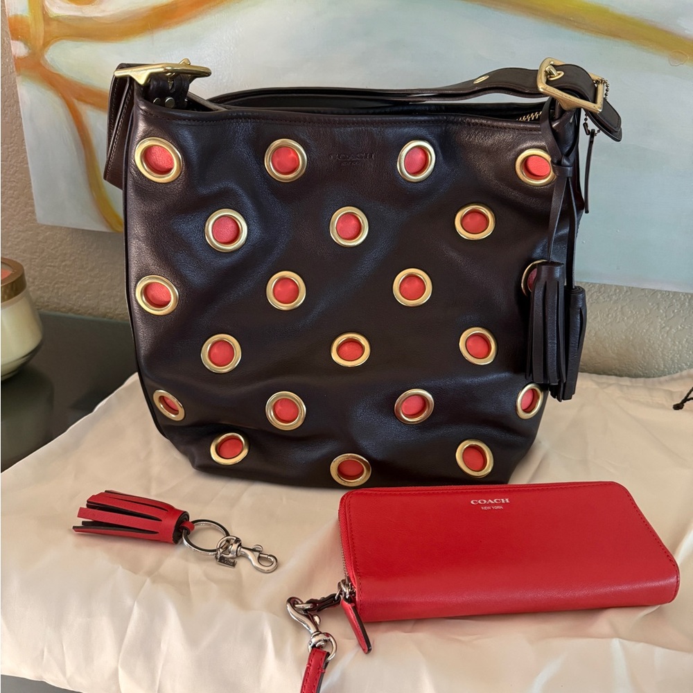 Coach Brown Shoulder Bag with matching wallet and key chain